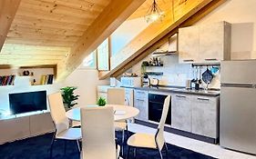 Coco Home-Chic Mansarda In The Heart Of Turin